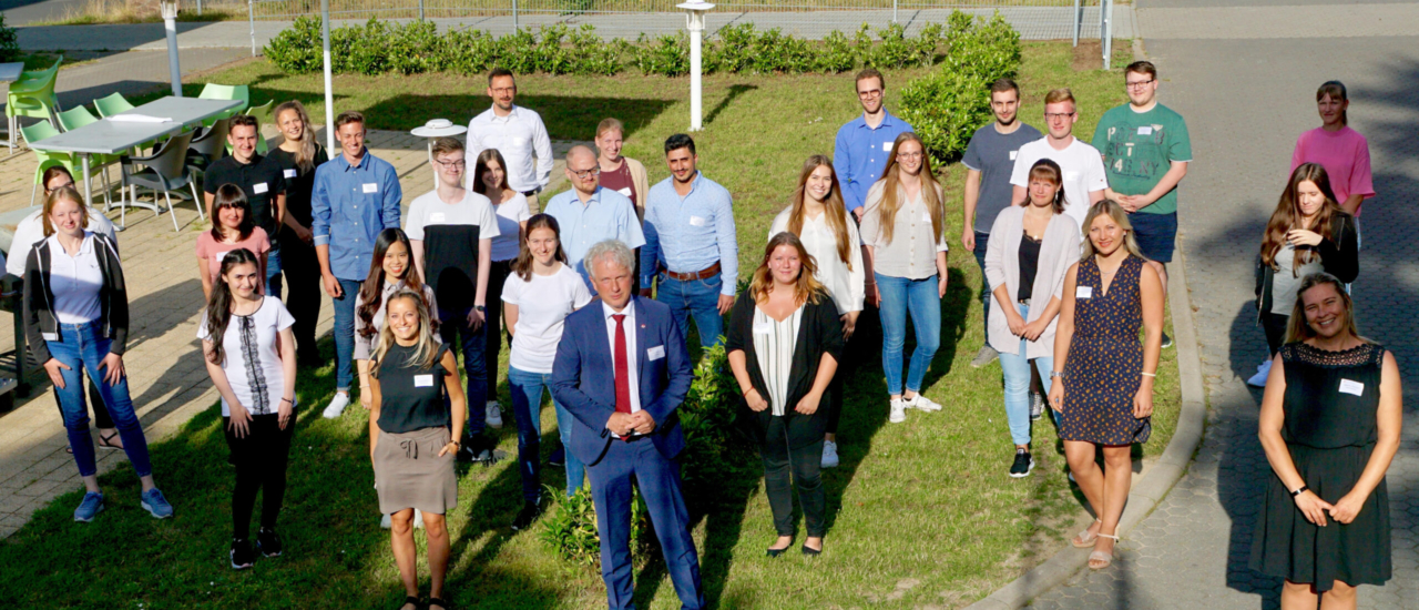 Ausbildungsbeginn: Bei Ecovis starten 57 junge Leute - Ecovis Deutschland