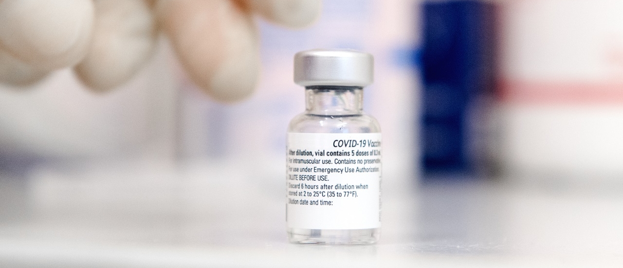 Impfpflicht: Können Arbeitgeber ihre Mitarbeiter zum Impfen zwingen? - Ecovis Deutschland