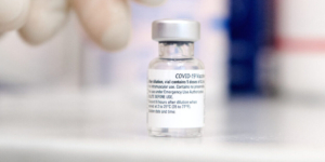 Corona-Impfung in Betrieben: Welche Kosten kommen auf Arbeitgeber zu? - Ecovis Deutschland
