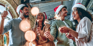 Weihnachtsfeiern und Geschenke: Was Unternehmen in der Lohnabrechnung beachten müssen - Ecovis Deutschland