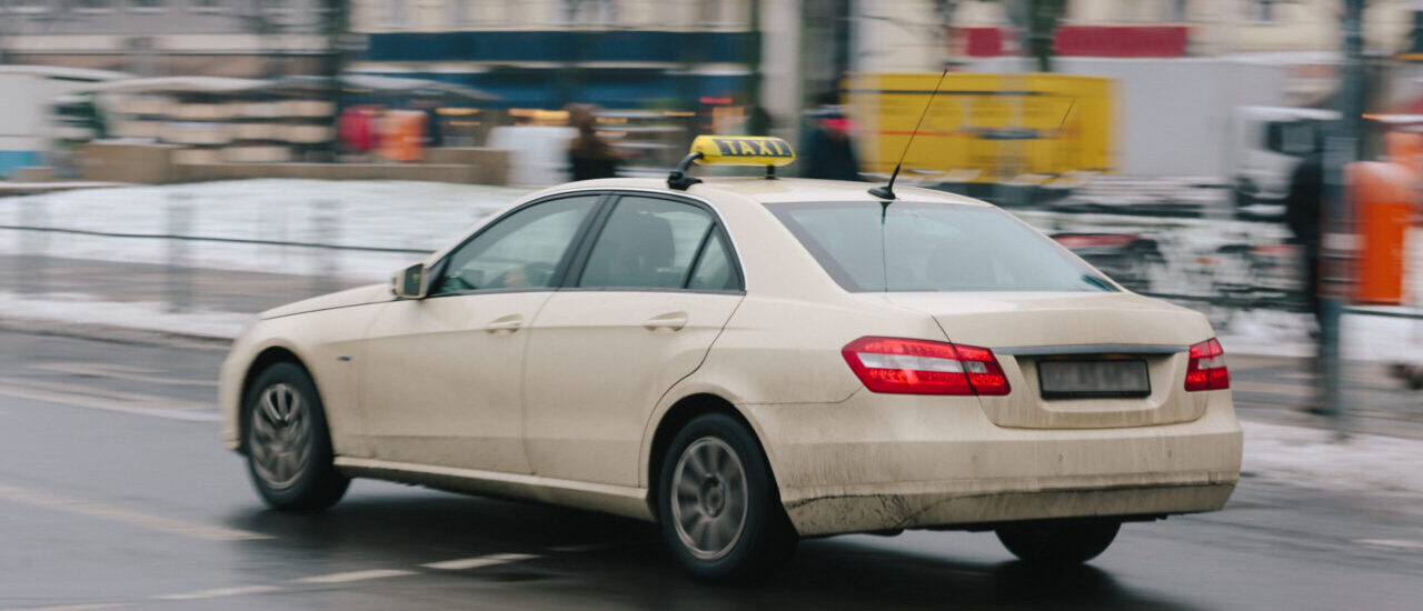 Taxifahrten und Werbungskosten: Was Pendler künftig absetzen können und was nicht