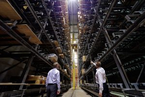 OSS-Verfahren vom Regelsteuerverfahren im Ausland abmelden