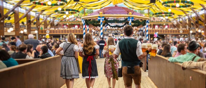 Oktoberfest und Finanzamt: Wo Volksfest auf Steuerrecht trifft